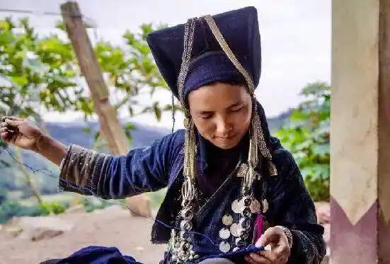 荐读|东方印第安人——阿卡人_生活