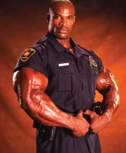 健美"祖师爷"罗尼库尔曼现状如何