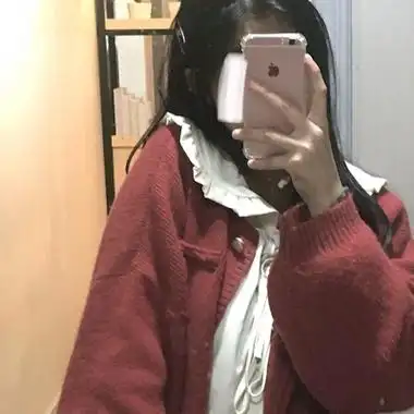 女生头像拿手机遮脸高清比较真实的女生头像自拍图片