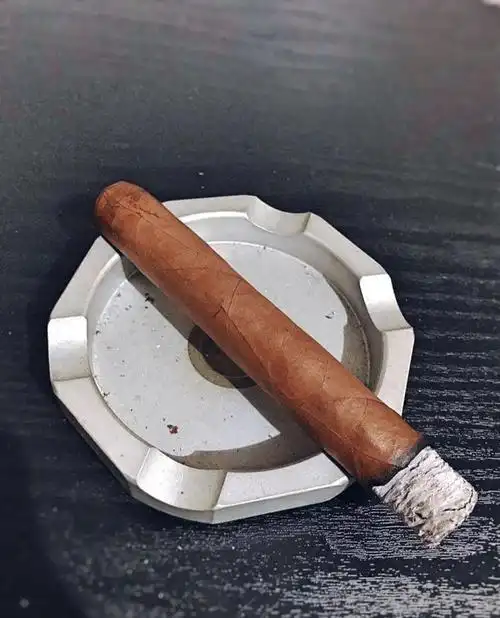 为什么有的古巴雪茄没有雪茄标签