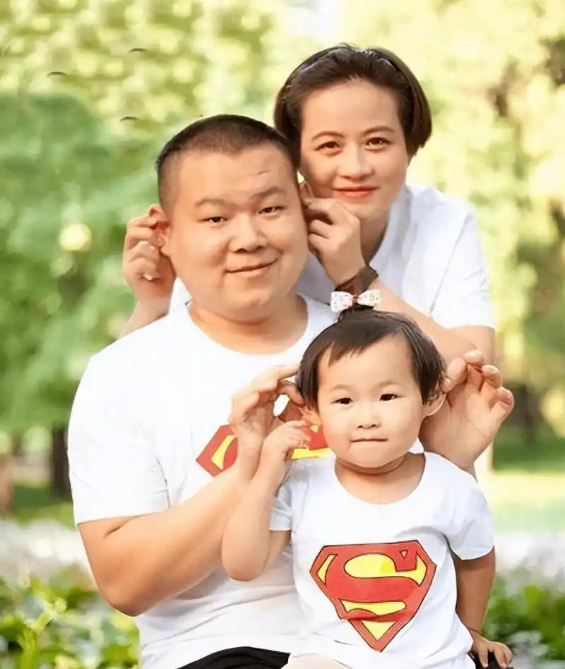 岳云鹏娶了京圈媳妇,成"委屈包"原因 岳云鹏娶了北京媳妇郑敏,成为