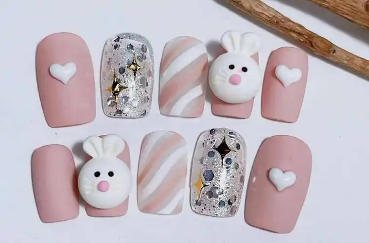 2021最火的可爱款小兔子美甲