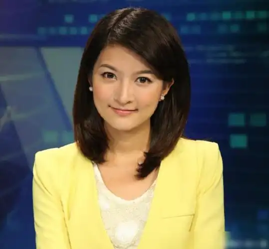 广东电视珠江台节目主持人马粤慧近年珠江台最红的女主持人之一