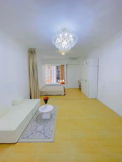 广州租房东圃某小区竟然有这么大的单间40平