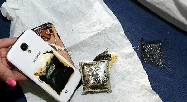 爆炸事件发生后,京东和天猫商城纷纷下架了三星note7手机