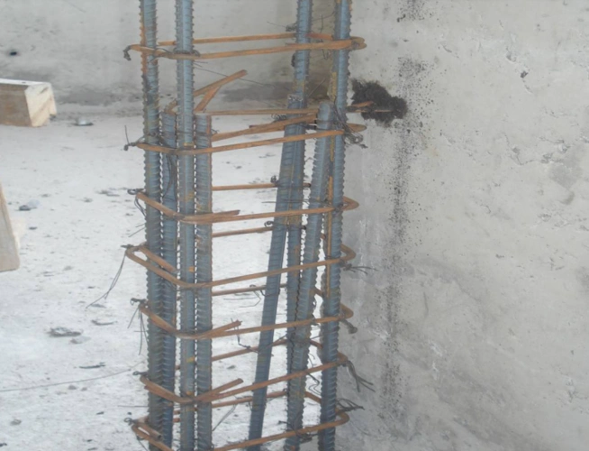 04 构造柱底部钢筋绑扎图