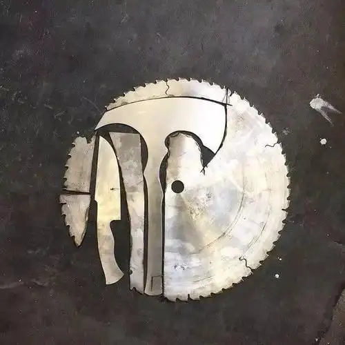 废旧的锯片如何变身锋利刀斧?