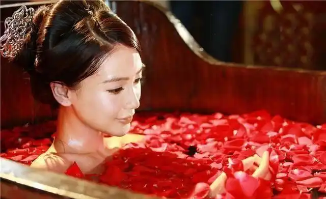 古装美人沐浴照范冰冰妩媚佟丽娅诱惑蓝洁瑛美到惊人