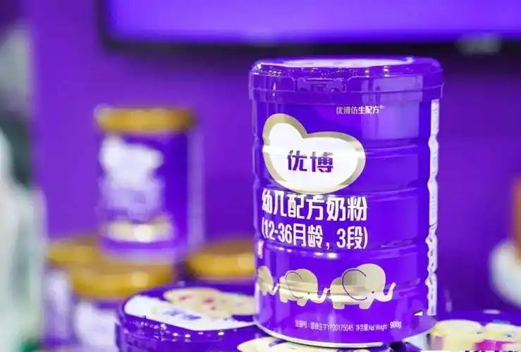 致力于优化和改善母婴营养方案,其独创的仿生配方03成为优博奶粉的