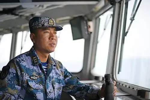 筑梦亚丁湾——海军第35批护航编队官兵的成长故事