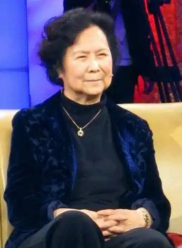 随后,凤凰网娱乐记者独家联系到杨洁女儿,确认杨洁导演去世消息属实