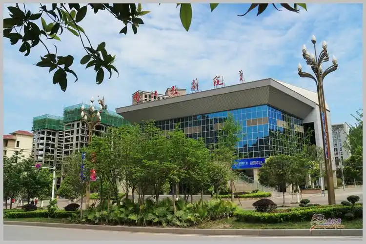 南江县通过创国卫技术评估,多图展现南江县城新风貌