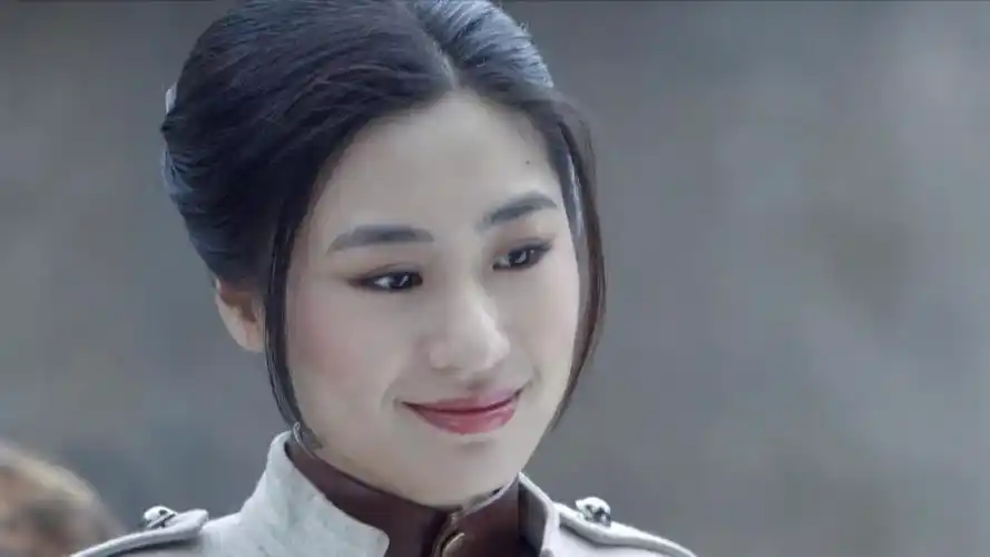 黑狐之风影:美女真的是一语惊醒梦中人,没想到她说得倒还是真的-影视