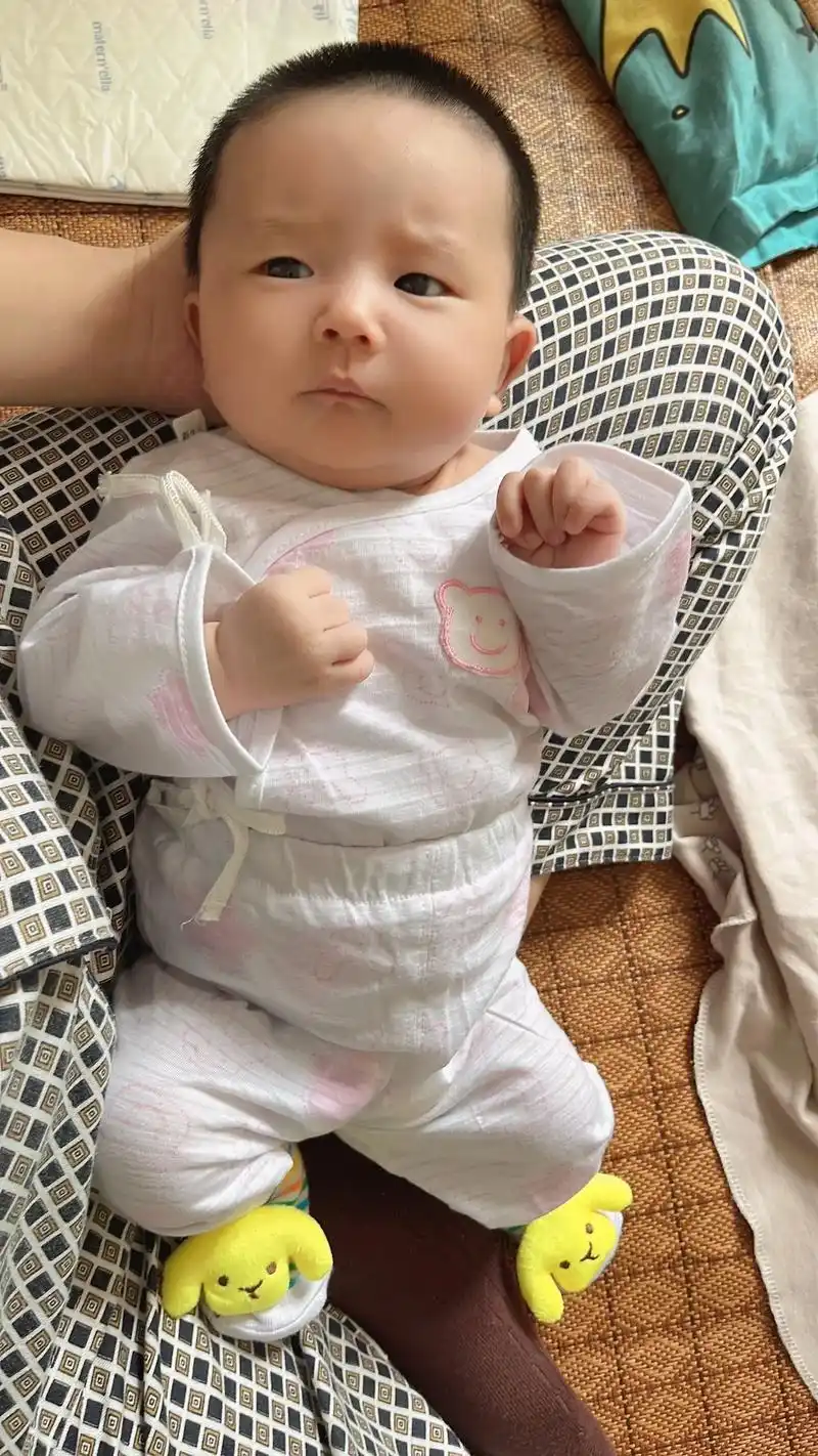 9240天的宝宝00.母爱是一场渐行渐远的分离. 盼你长大, - 抖音