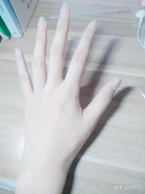 你见过最好看的女孩子的手是什么样的? - 知乎
