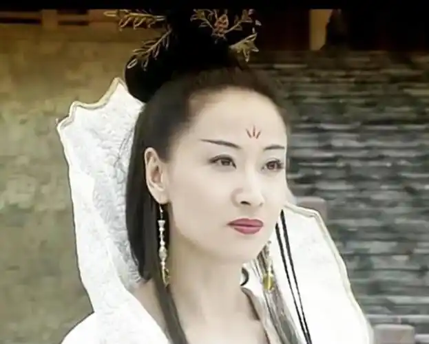 "邀月宫主"于莉,因伤弃舞从演,曾是马景涛生命中的最爱