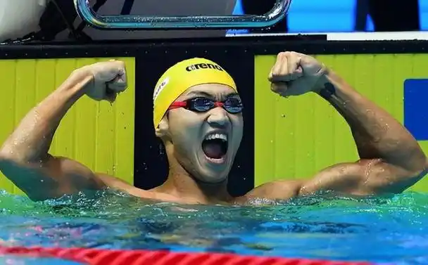 中国游泳天才加入澳洲国籍,剑指巴黎奥运:我从未考虑代表中国队