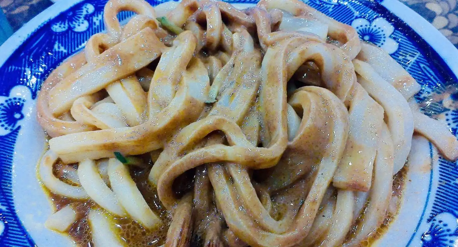 想要品尝正宗的羊肉泡馍吗?