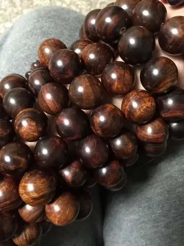 普通海南黄花梨油梨手串1.