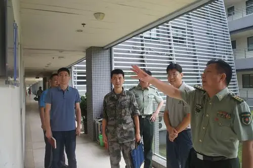 东莞军分区杨志越参谋长到我校调研