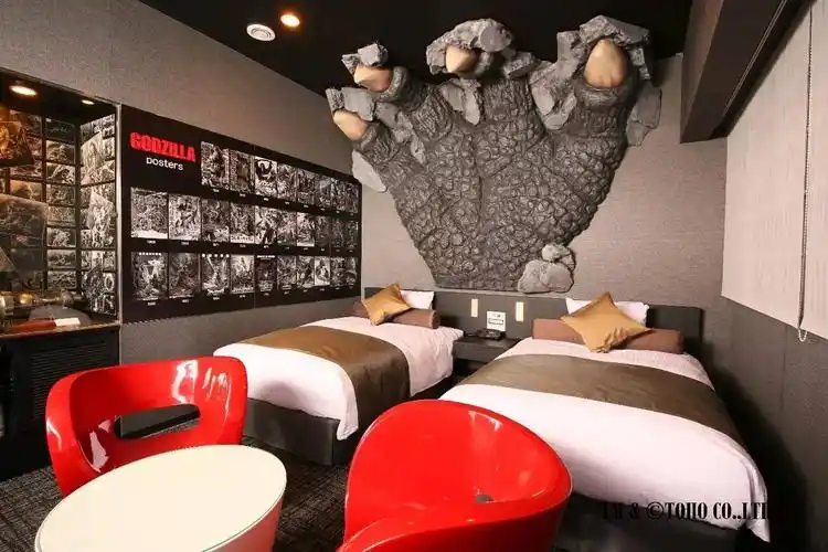 全球唯一的"哥斯拉"出没地点,竟在日本最繁华的街道!