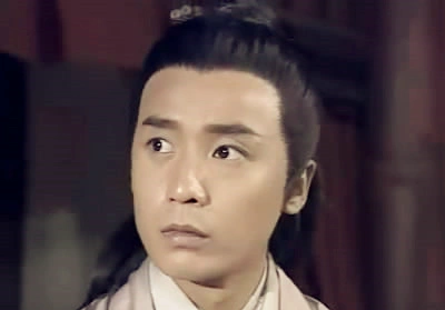 这版《倚天屠龙记》中的殷六侠颜值还是不错的.