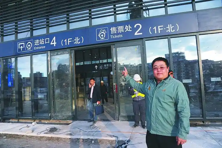 生活报记者小栾带您抢鲜看 出站口 哈尔滨站北站房开始投用,如何在第