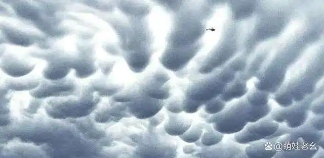 泸定地震前网友拍到地震云,在网上传得神乎其神,专家:没有依据