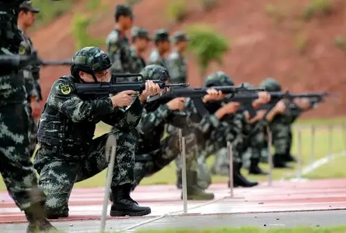 庆八一 直击武警玉林支队"硬核"运动会