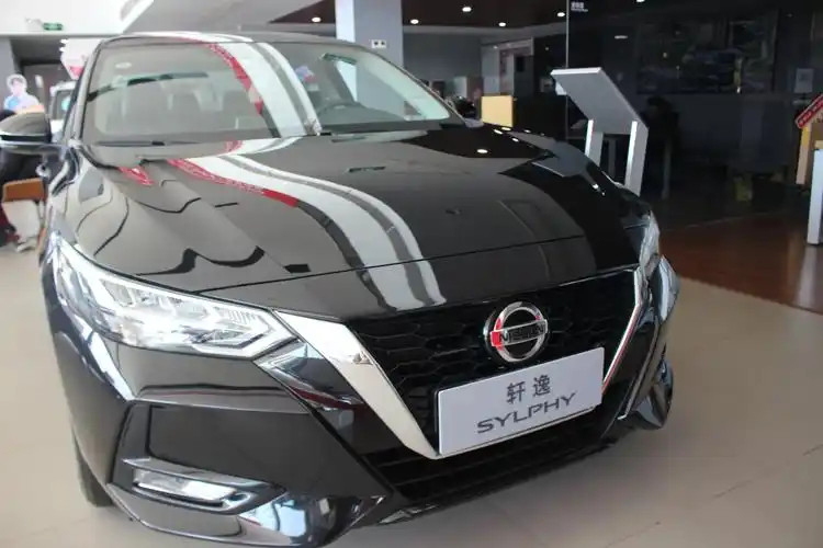 2022款日产轩逸实拍,简约又大气,落地11万,油耗7升,还看啥思域