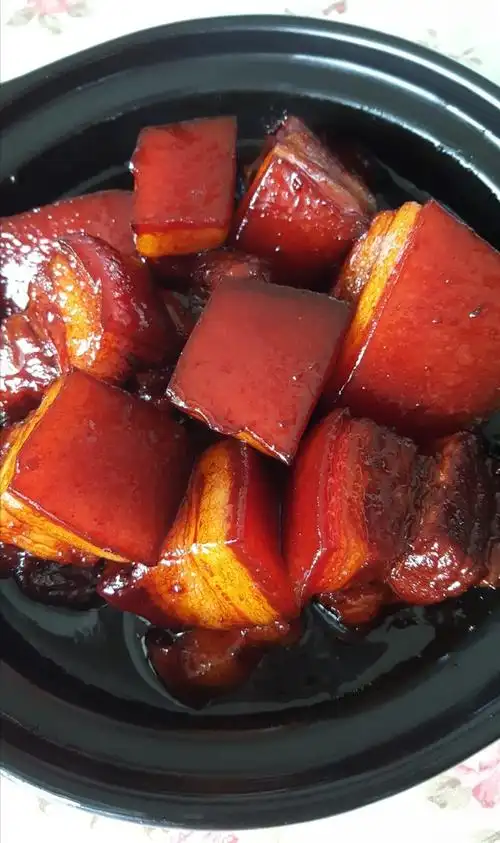 肥而不腻的红烧五花肉的做法