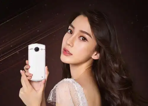 美女明星代言手机颜值大pk你喜欢谁