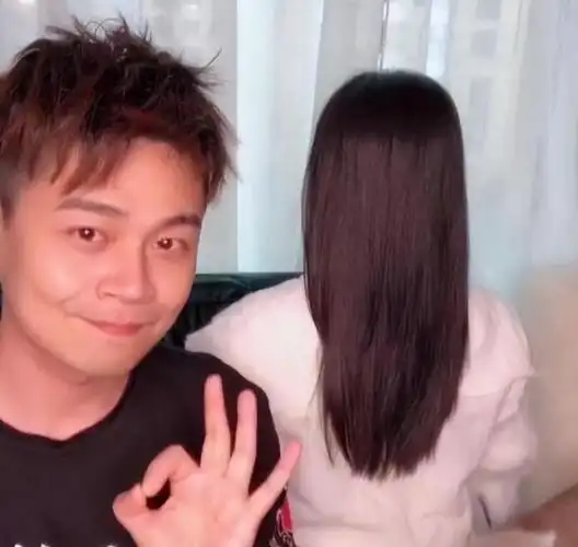 主持人沈涛的老婆是谁(王牌对王牌沈涛资料背景介绍)