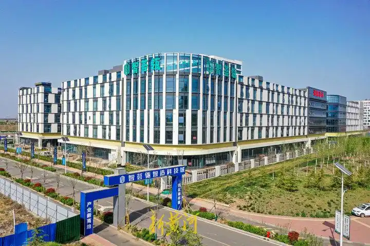 建筑与景观的和谐共鸣高层景观厂房亮相泉城