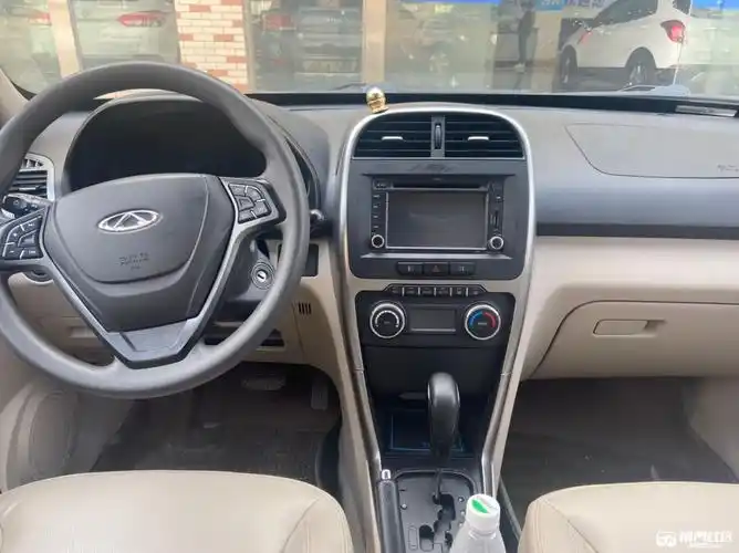 出售2015年上牌的自动挡奇瑞瑞虎3