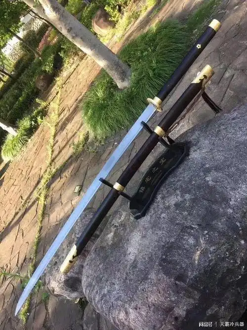 龙泉刀剑中华苗刀势如破竹杀伤威力极大