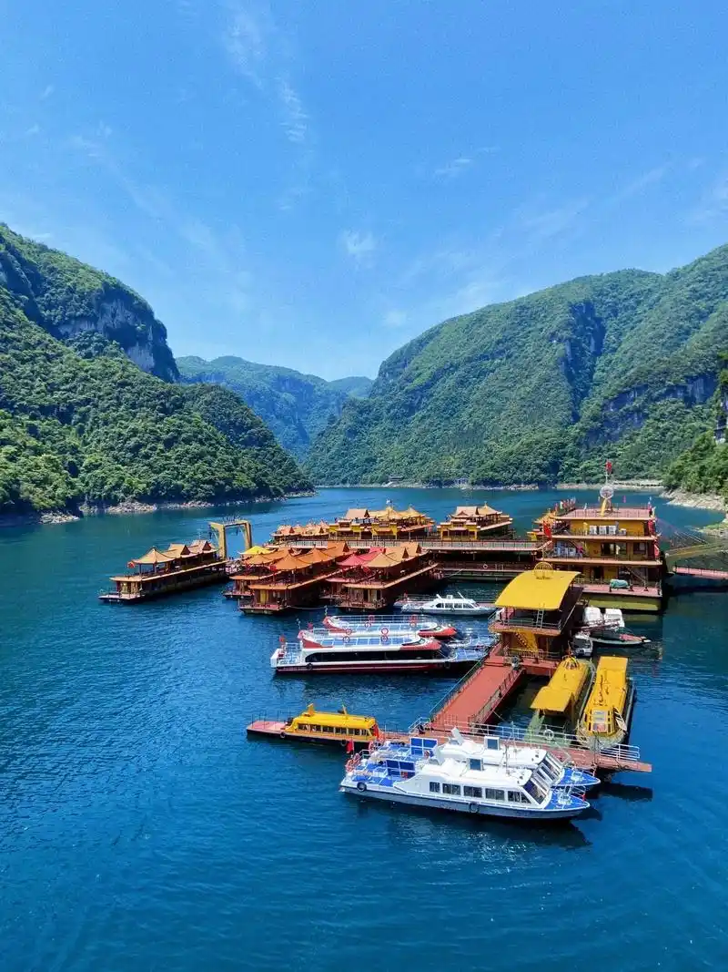 湖北清江画廊 | 现实版水墨山水画.八百里清江美如画,三百里 - 抖音