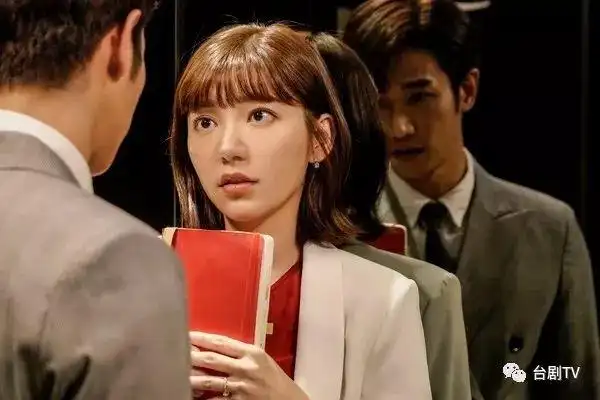 我们不能是朋友:刘以豪霸气追求 郭雪芙内心动摇拔婚戒