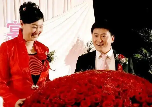 雅典奥运会女排夺冠19周年12位功勋球员的人生有笑有泪