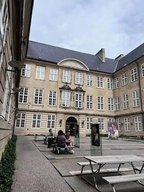 丹麦国家博物馆的一天