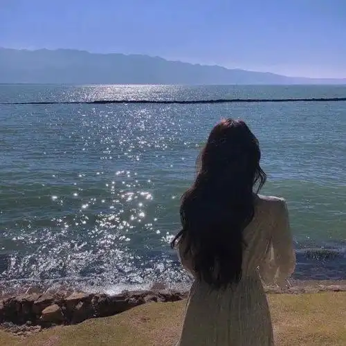 不露脸温柔风网红感女生头像