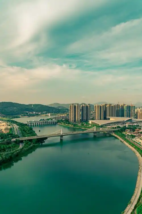 福建泉州南安市西溪河畔