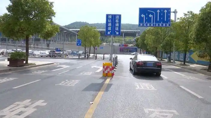 郴州车主高铁西站新增临时停车场还优化了这些