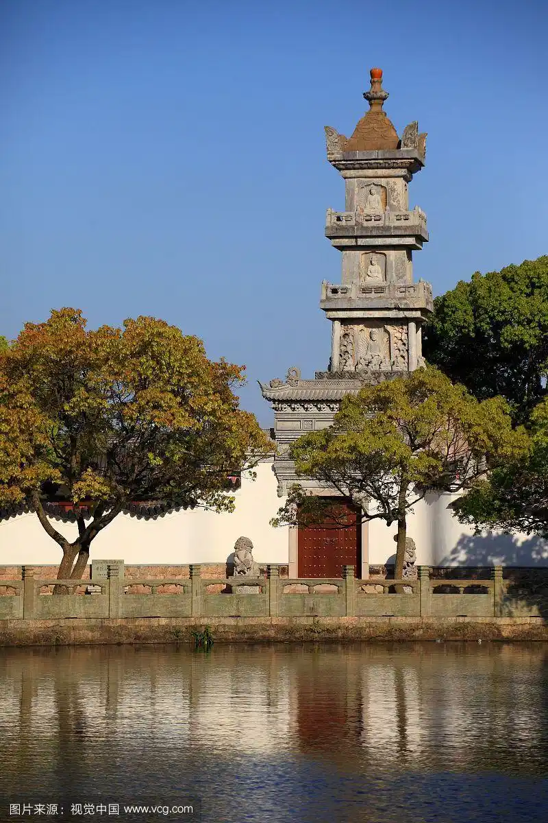 海天佛国普陀山多宝塔