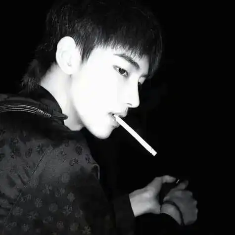 午夜抽烟渣男男生霸气头像图片