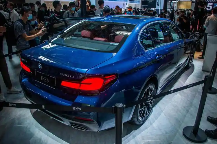 2020北京车展丨豪华进阶之道 新款宝马5系新车实拍