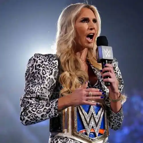 跳槽风波终于平息,女王夏洛特亲自发话,并不急于离开wwe!