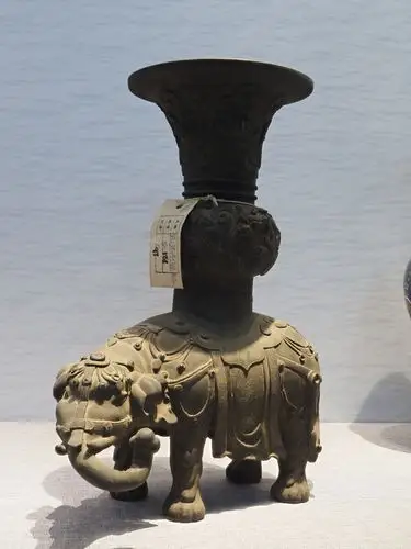 唐山博物馆清东陵文物展之铜太平有象瓶