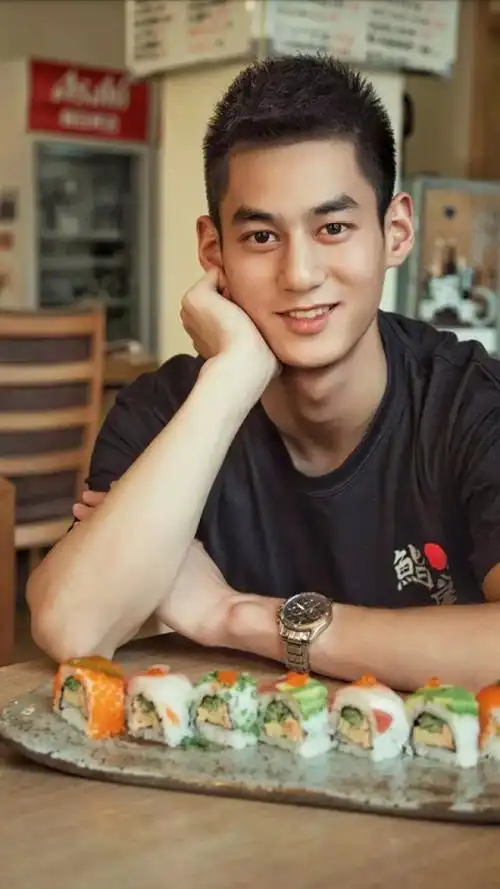 王炎180cm 120斤 9月3日 @王炎我wayne