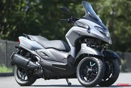 试驾报告三轮舞者雅马哈yamahatricity300